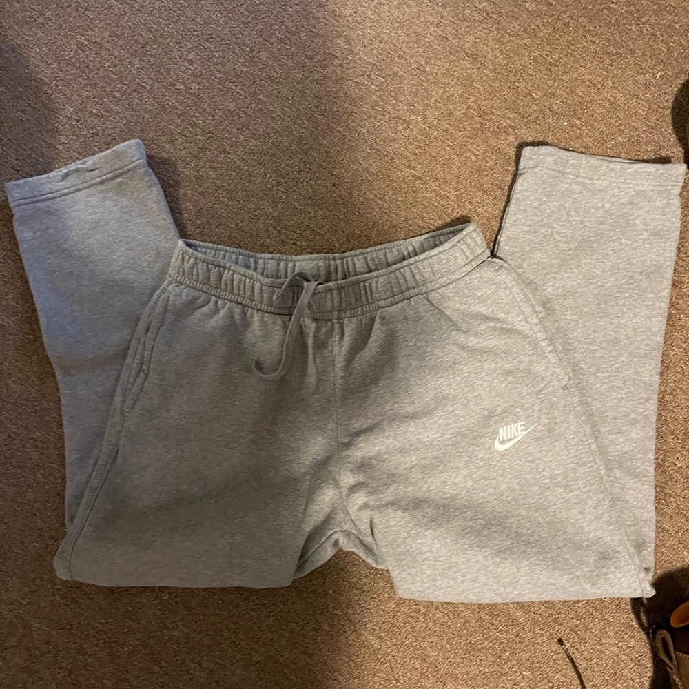 Grey Medium Nike Men’s Sweatpants